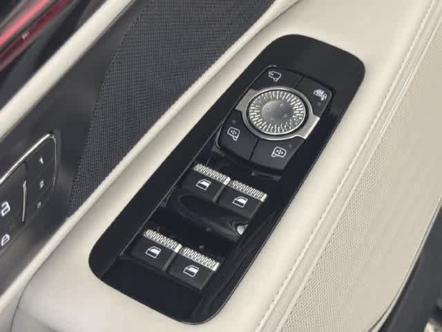 New 2026 Lincoln Nautilus Premier AWD/4WD image 13