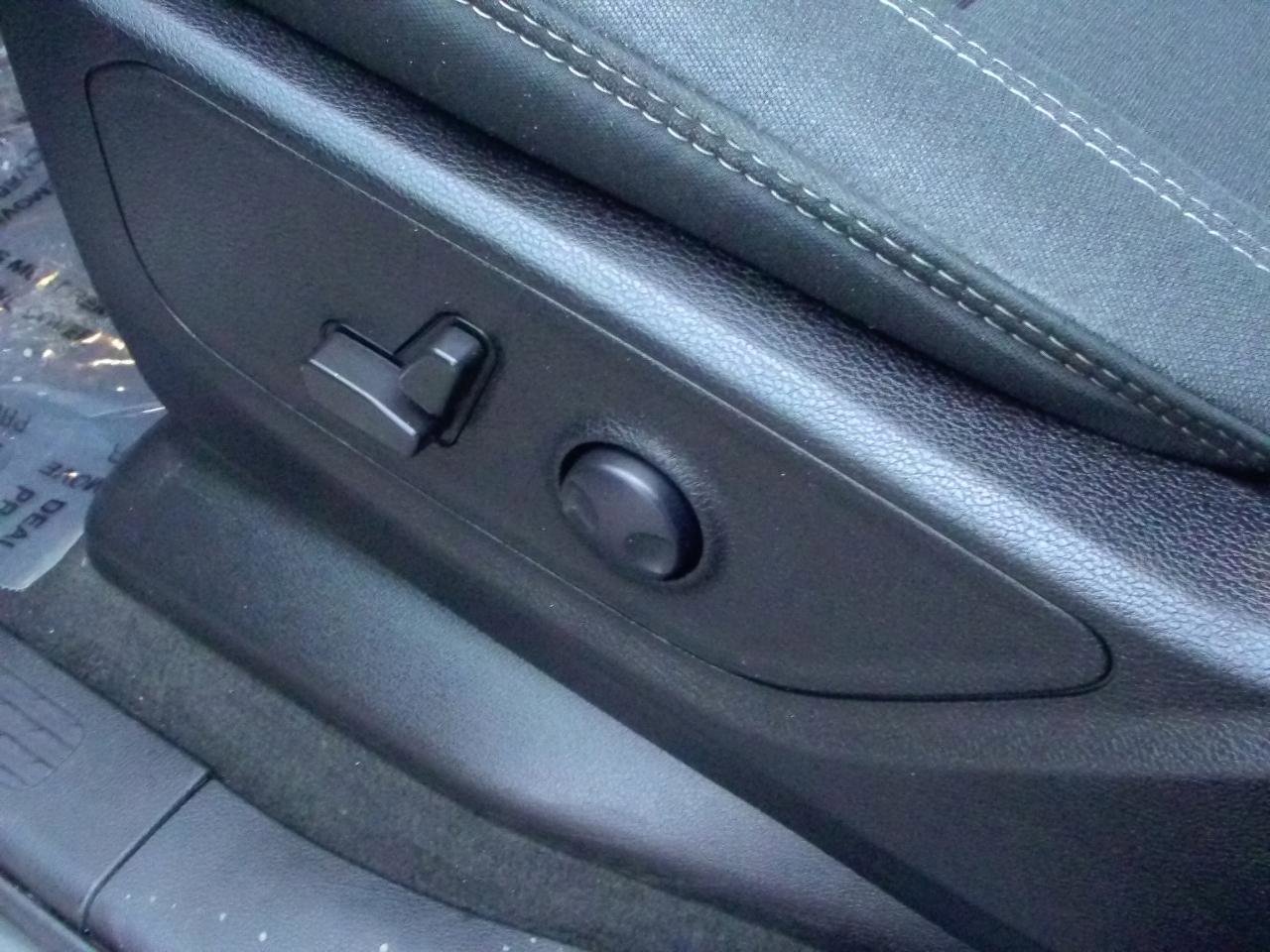 Used 2022 RAM 1500 Big Horn image 13