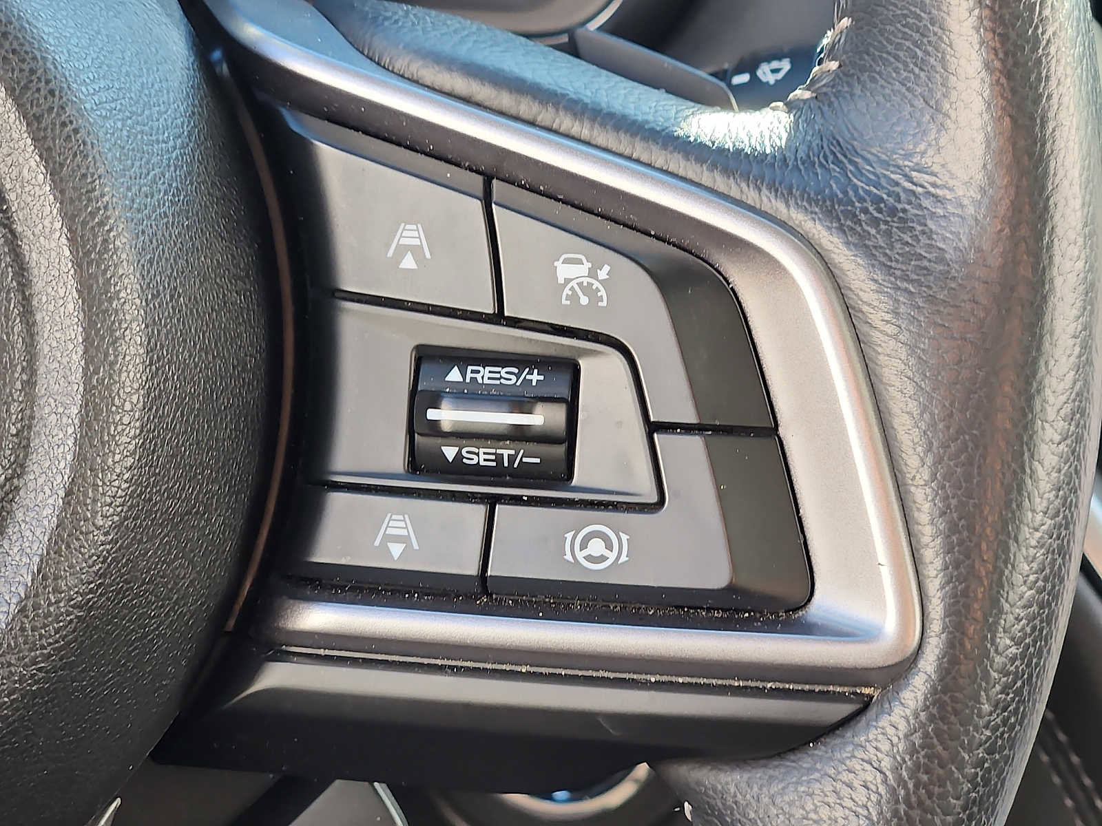 Used 2021 Subaru Legacy Limited image 22