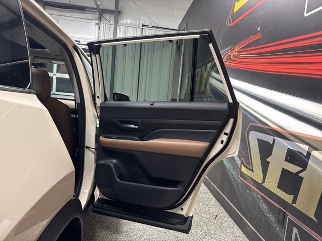 Used 2024 Toyota Grand Highlander Platinum image 28
