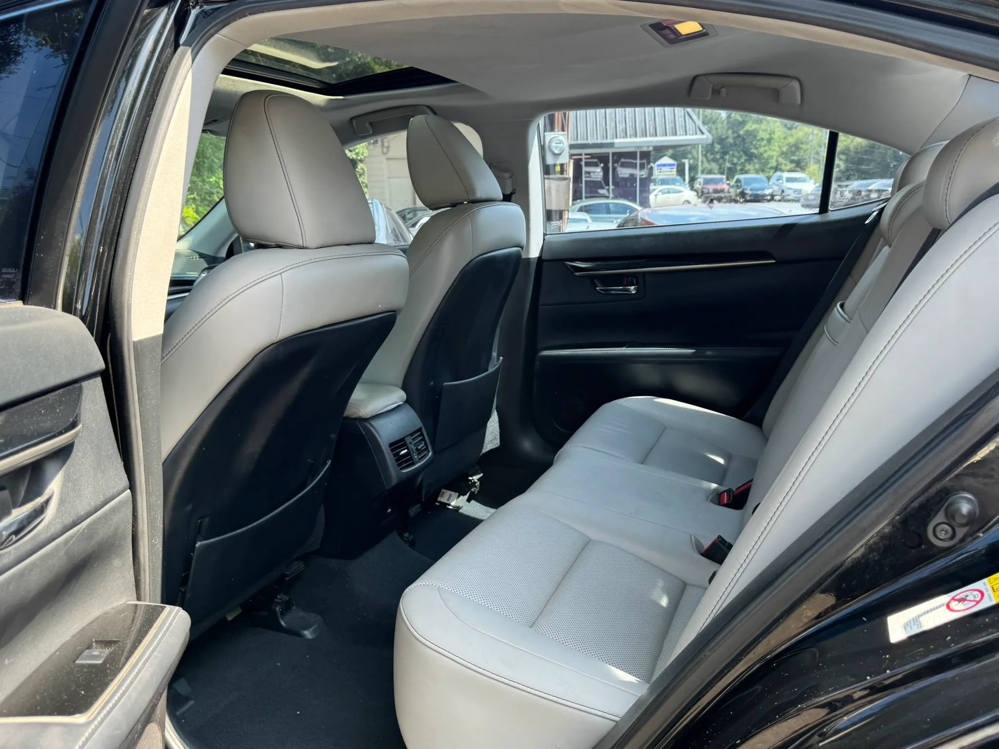 Used 2016 Lexus ES 350 FWD image 24
