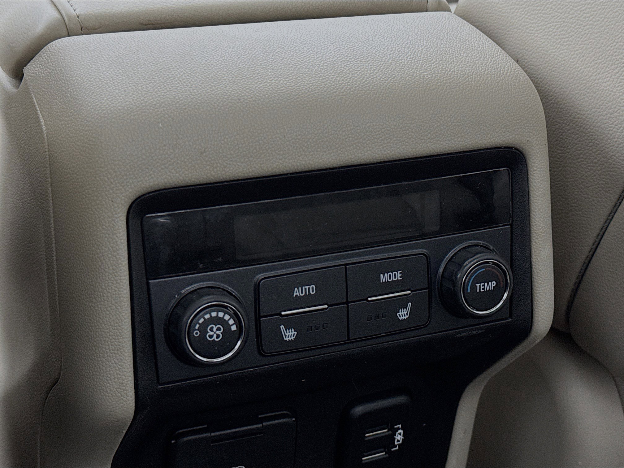 Used 2018 GMC Acadia Denali image 26