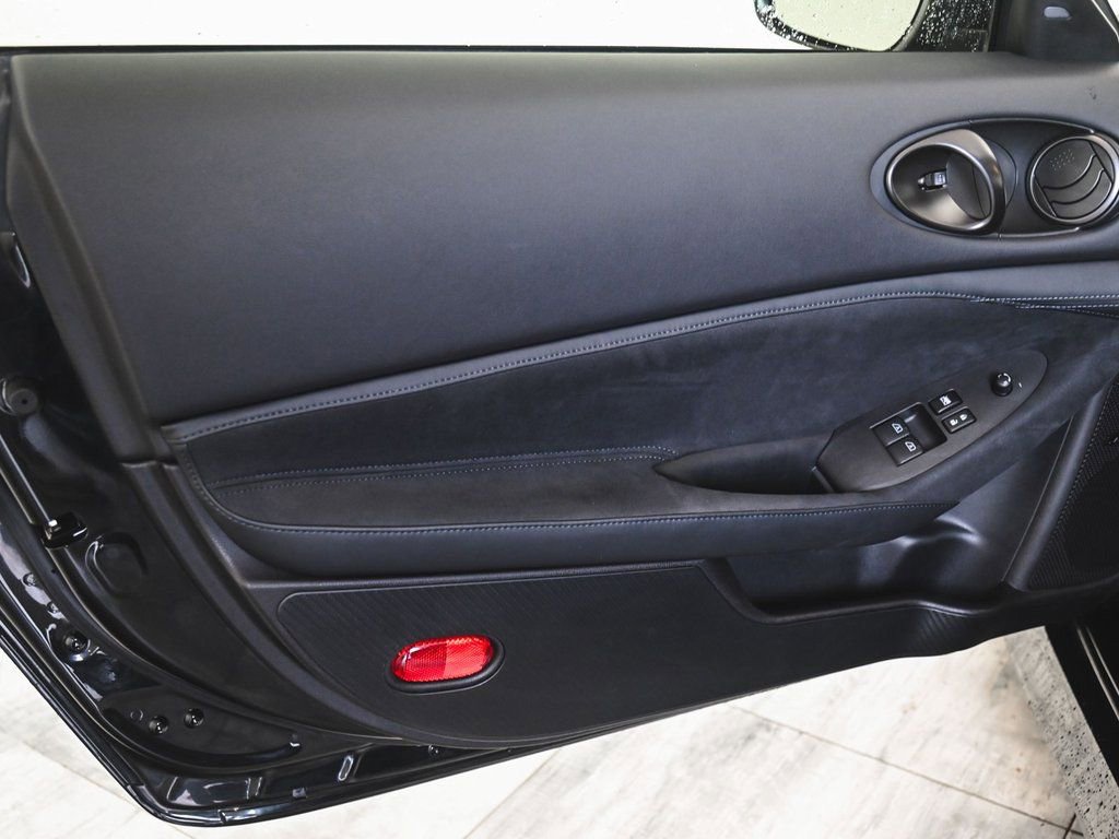 Used 2025 Nissan Z Performance w/ Floor Mat Package image 8