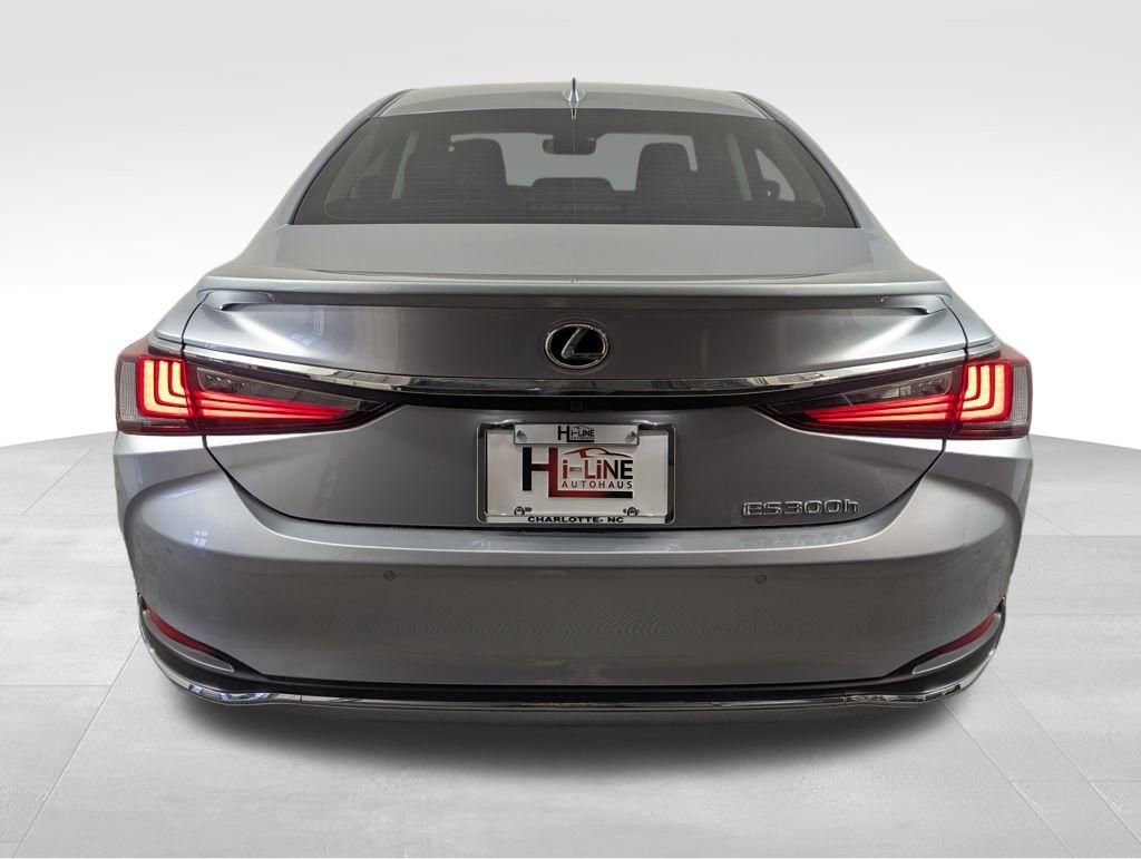 Used 2025 Lexus ES 300h Ultra Luxury w/ Accessory Package (Z1) image 25