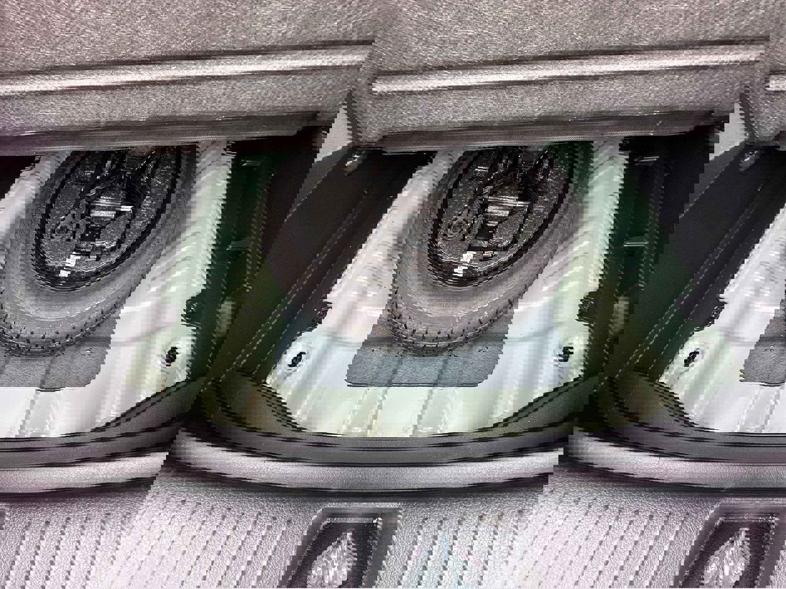 Used 2024 Kia Seltos EX image 13