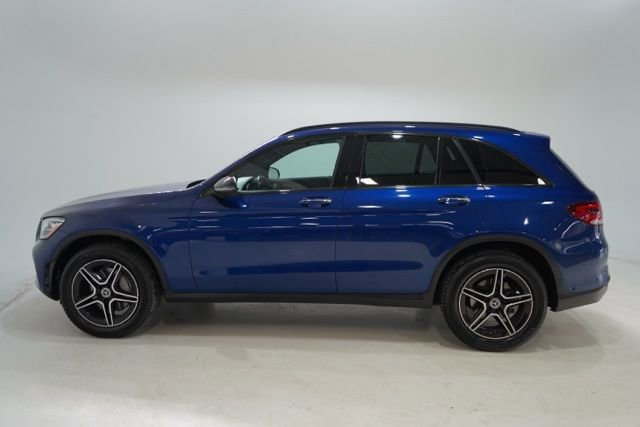 Used 2021 Mercedes-Benz GLC 300 4MATIC image 4