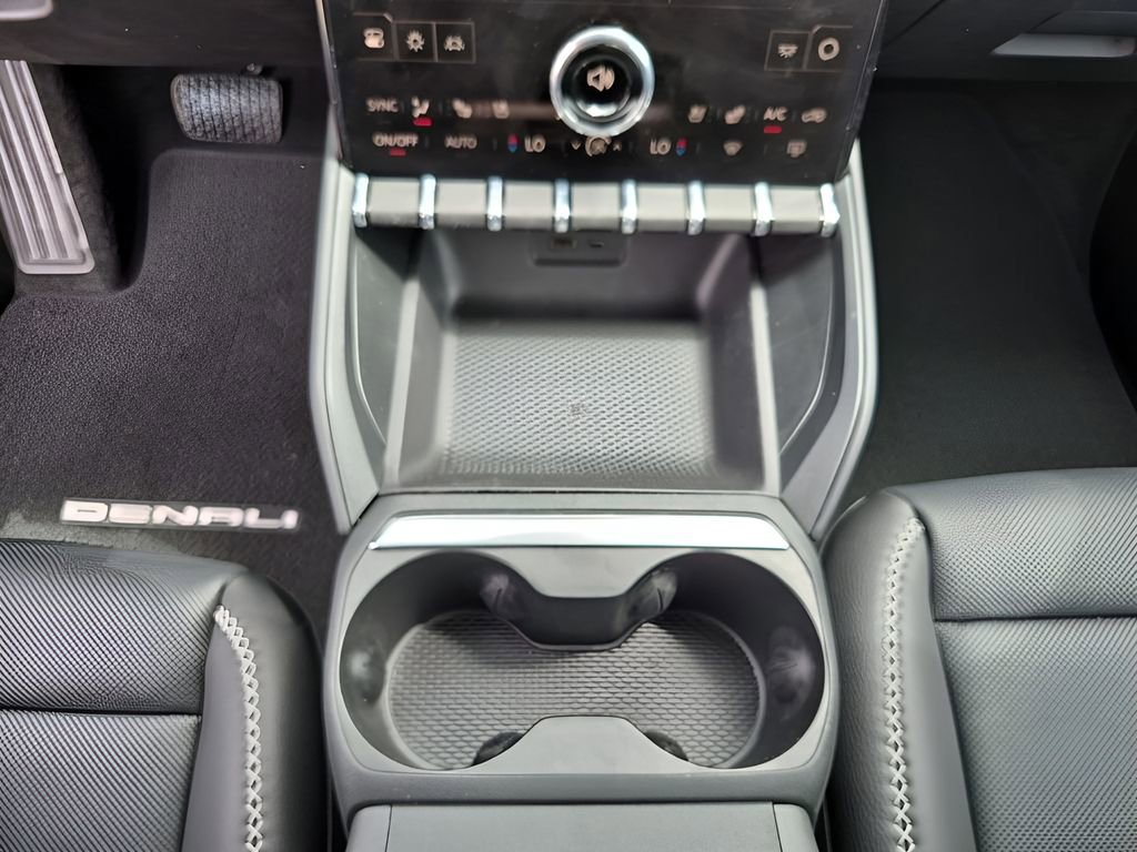 New 2026 GMC Terrain Denali image 39