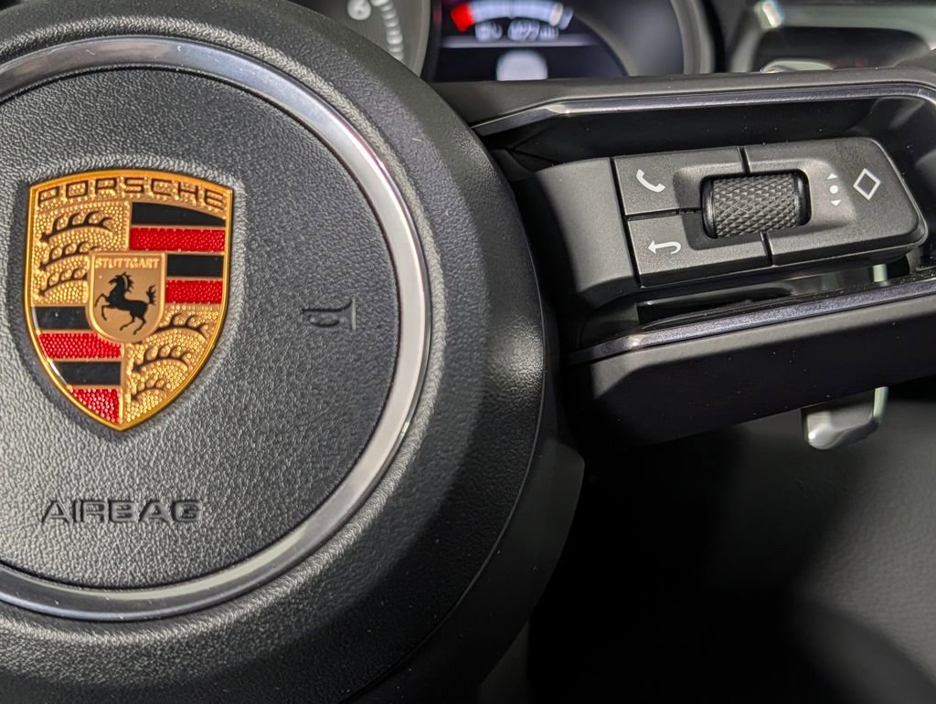 New 2026 Porsche Macan image 38