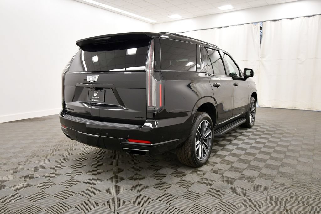 Used 2025 Cadillac Escalade Sport AWD/4WD image 8