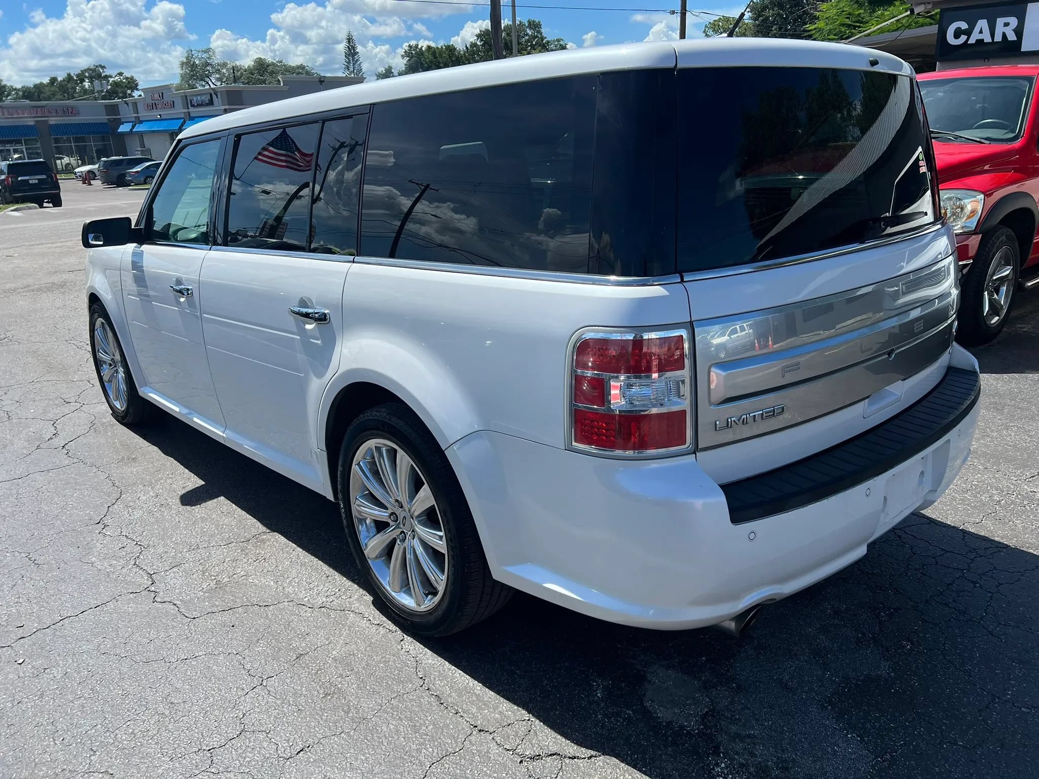 Used 2014 Ford Flex Limited w/ Equipment Group 303A AWD/4WD image 7