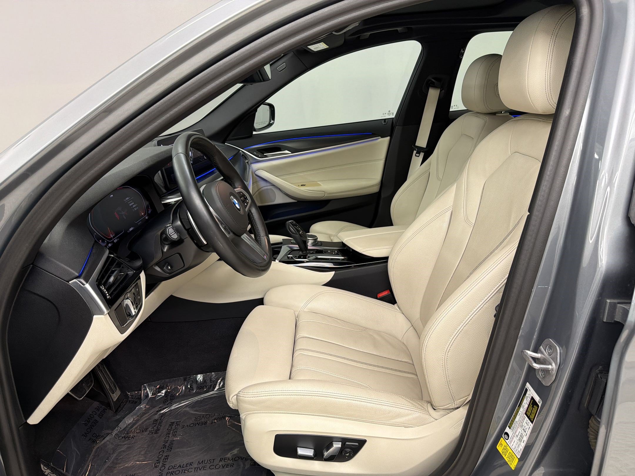 Used 2023 BMW 530i w/ M Sport Package RWD image 5