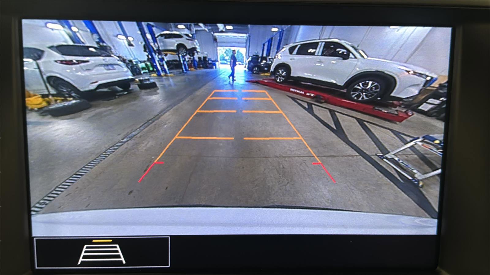 Used 2020 GMC Acadia SLT w/ Driver Alert Package II image 22