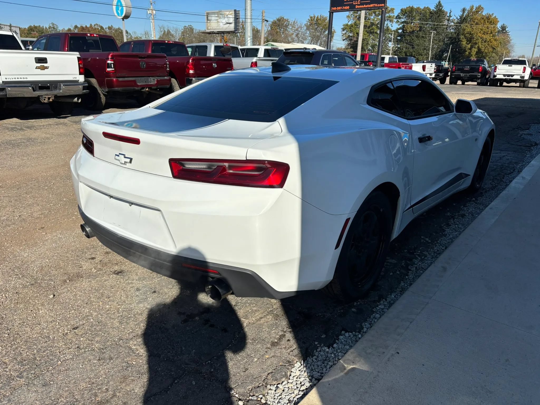 Used 2018 Chevrolet Camaro LT RWD image 6