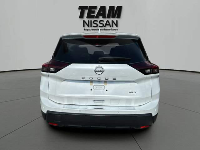 Certified 2025 Nissan Rogue SV AWD/4WD image 6