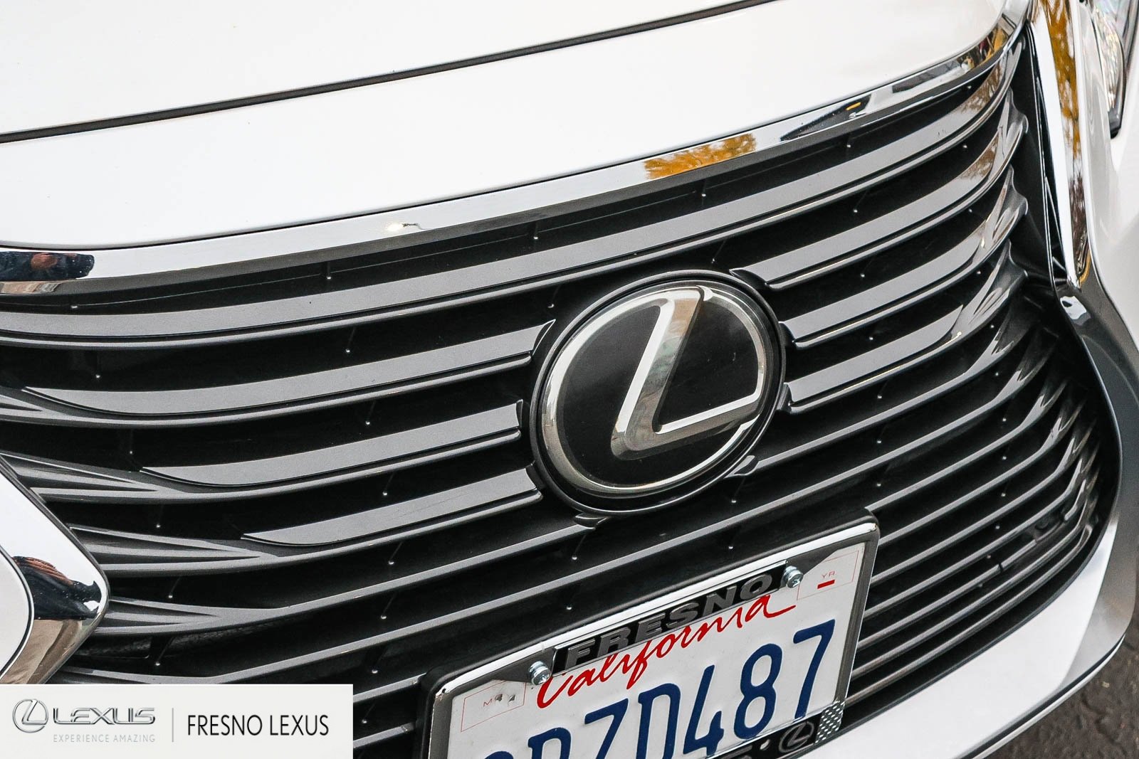 Used 2018 Lexus ES 350 w/ Navigation System Package image 11