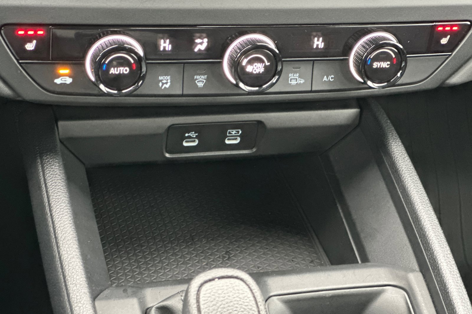 Certified 2025 Honda Accord SE image 19