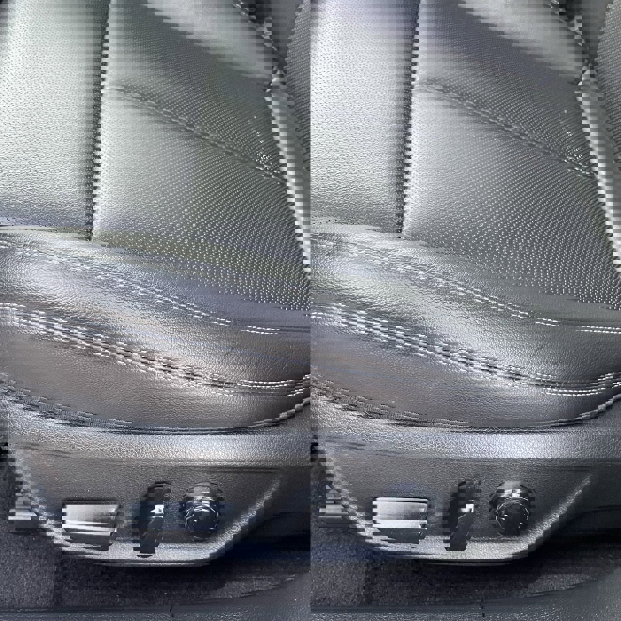 Used 2025 Genesis G70 2.5T image 22