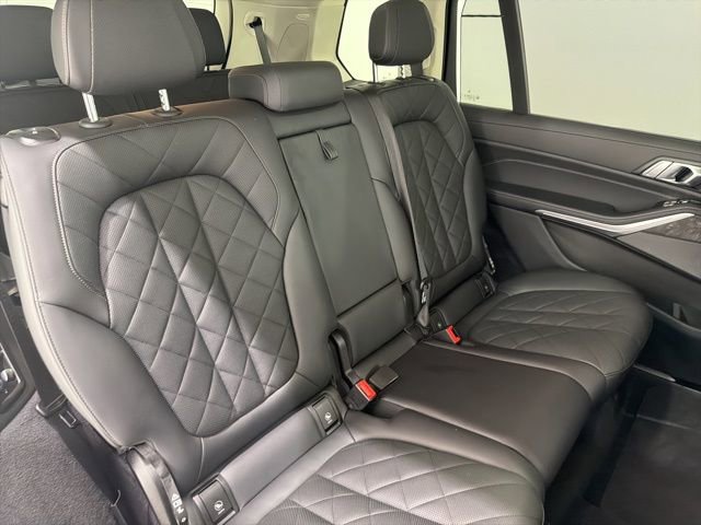 Certified 2024 BMW X7 xDrive40i AWD/4WD image 24