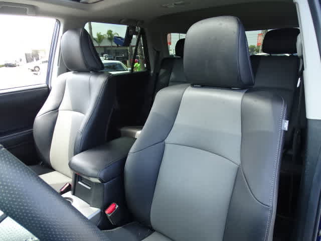 Used 2021 Toyota 4Runner SR5 Premium w/ Moonroof Package RWD image 19