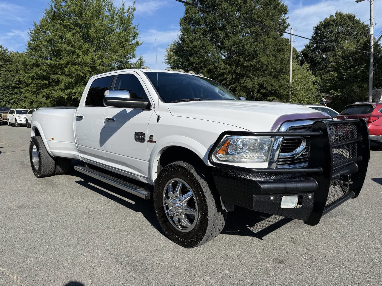Used 2017 RAM 3500 Laramie Longhorn image 4