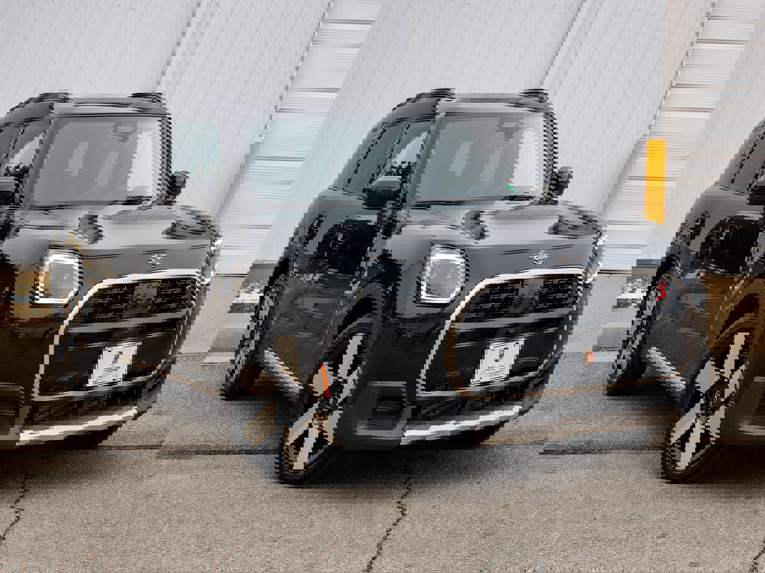 Used 2025 MINI Cooper Countryman S w/ Comfort Package Max image 9