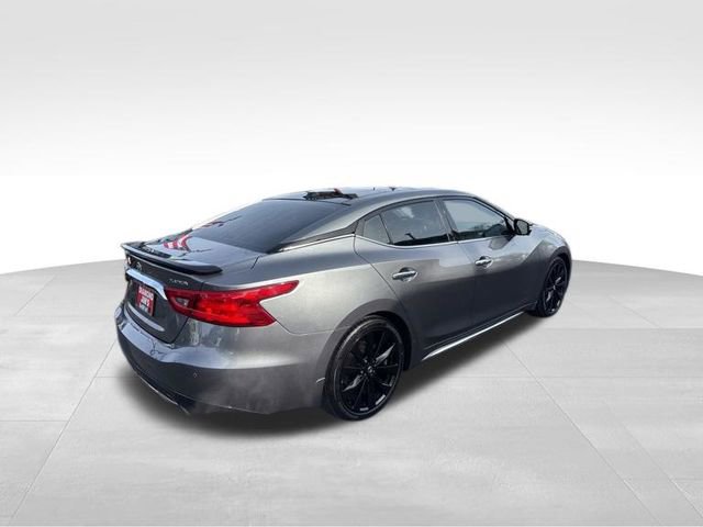 Used 2017 Nissan Maxima Platinum image 3