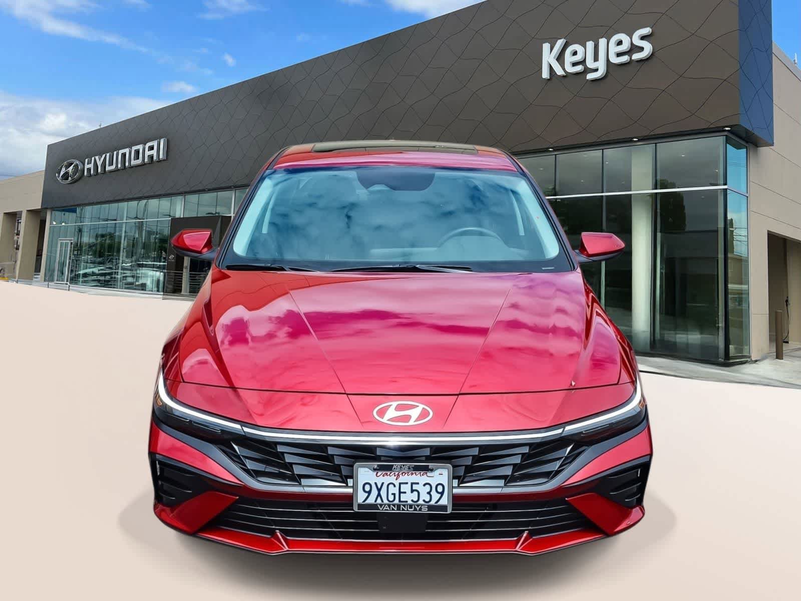 Certified 2025 Hyundai Elantra SEL FWD image 2