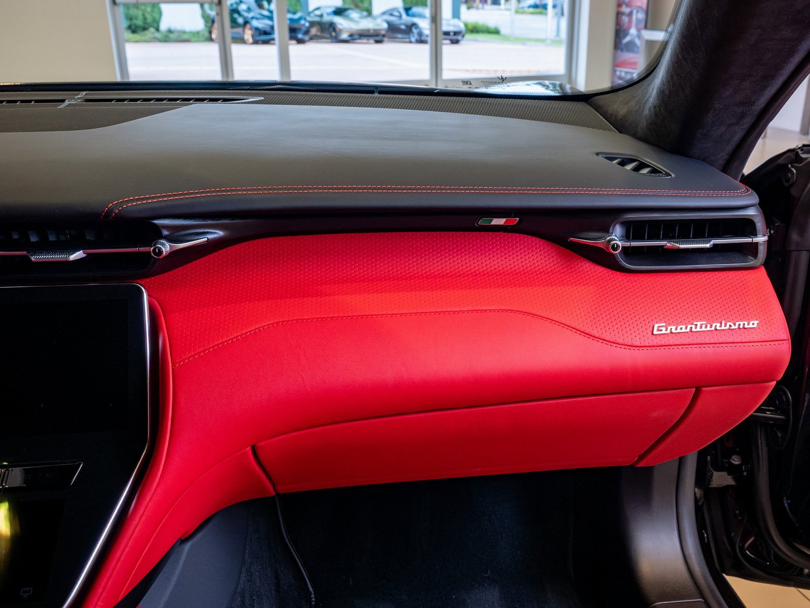 Used 2024 Maserati GranTurismo Trofeo image 18