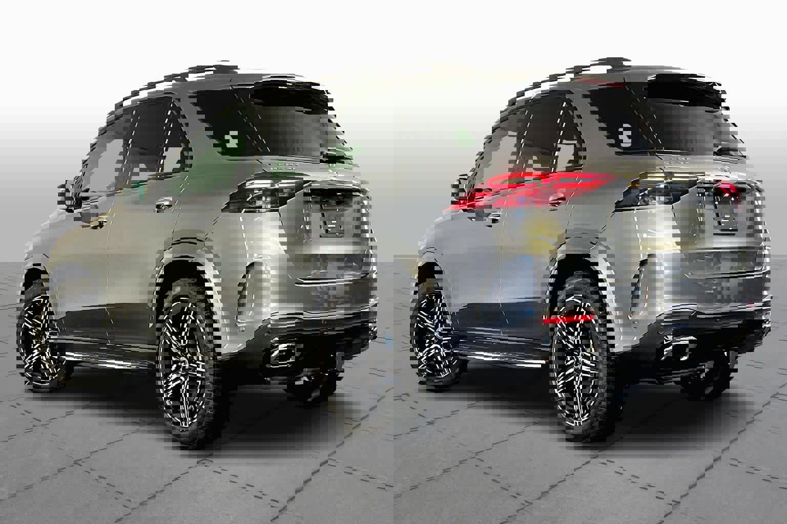New 2026 Mercedes-Benz GLE 350 4MATIC image 3