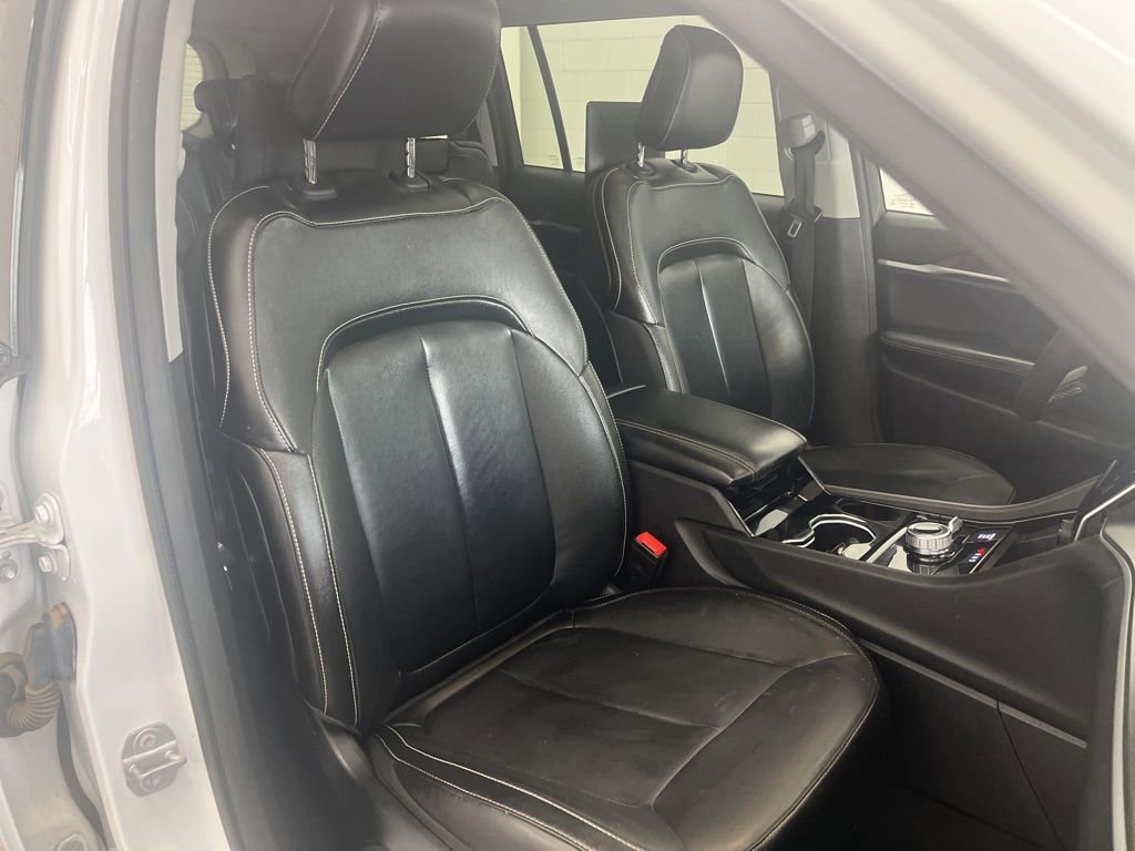 Used 2023 Jeep Grand Cherokee L Limited w/ Rear Seat Video Group I image 45