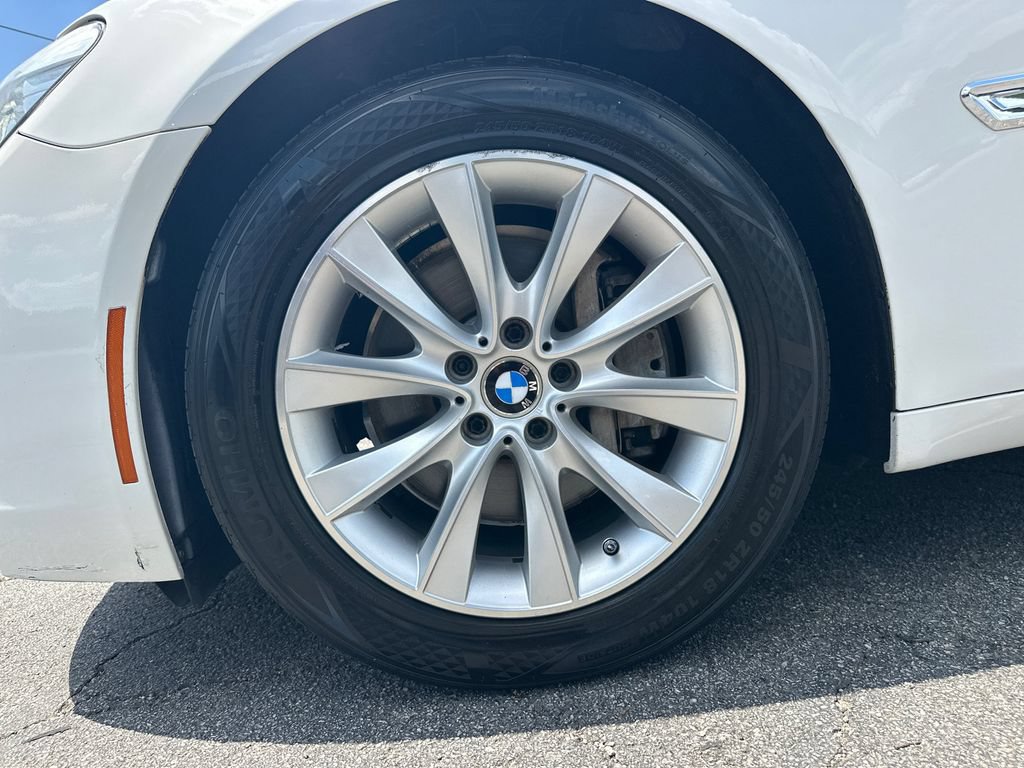 Used 2015 BMW 740Li w/ Executive Package RWD image 12
