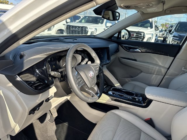 Used 2022 Buick Envision Essence w/ Technology Package I FWD image 10