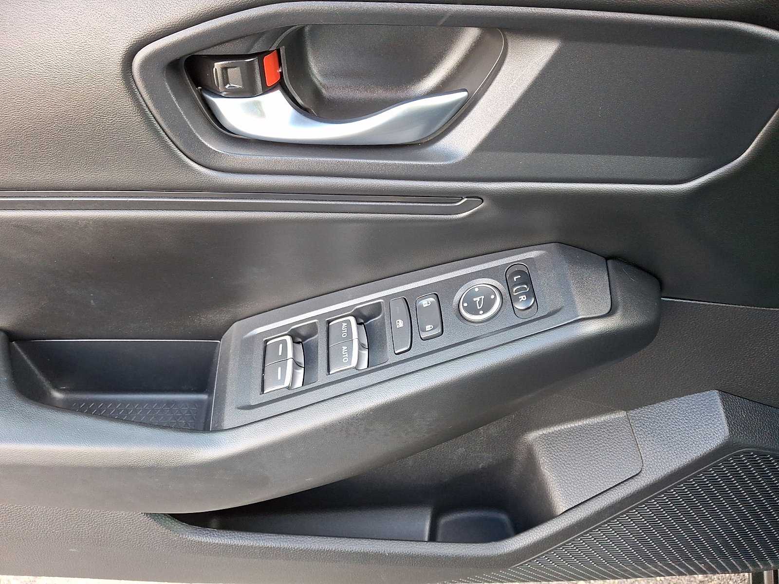 Certified 2024 Honda Accord EX image 12