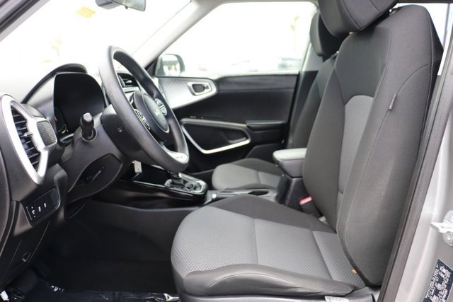 Used 2023 Kia Soul LX w/ Option Group 015 FWD image 11