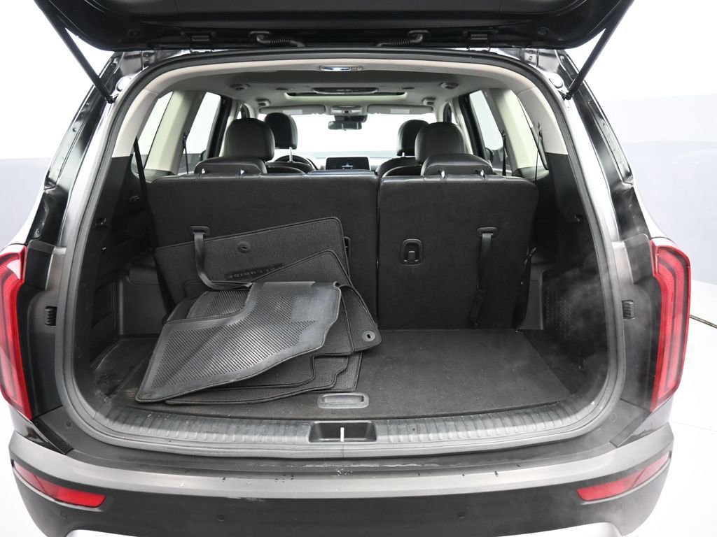Certified 2022 Kia Telluride S image 23
