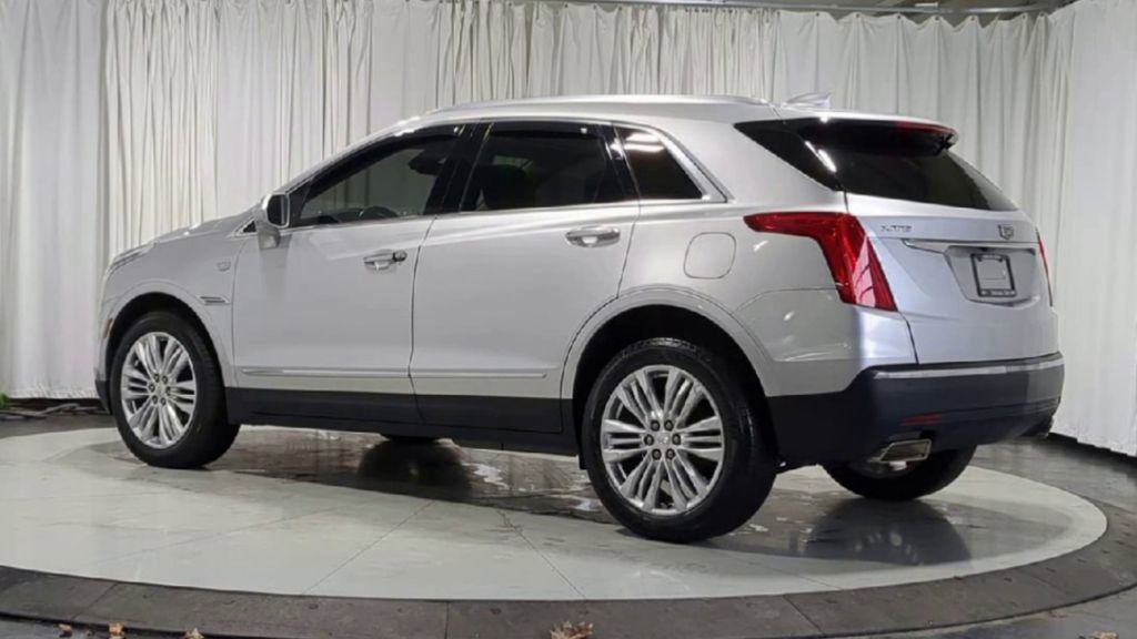 Used 2019 Cadillac XT5 Premium Luxury image 8