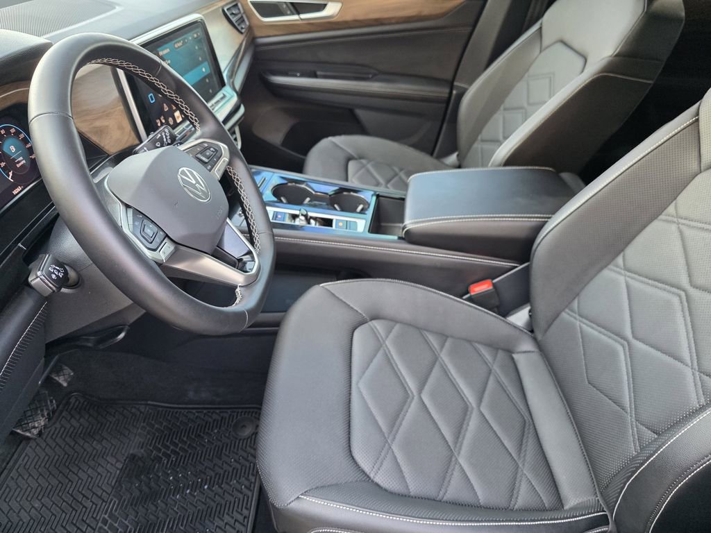 New 2026 Volkswagen Atlas SE FWD image 11