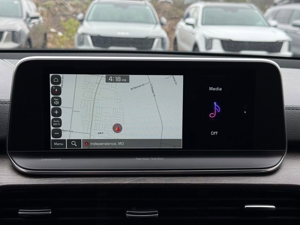 Certified 2022 Kia Telluride SX w/ SX Prestige Package image 39