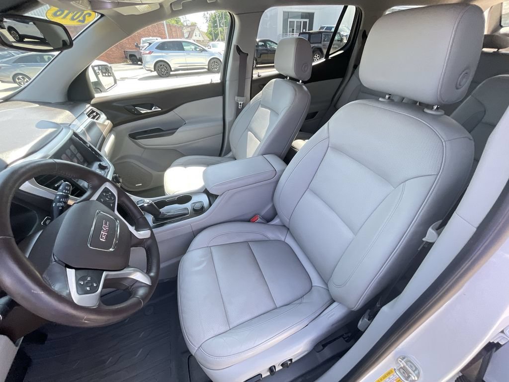 Certified 2018 GMC Acadia SLT w/ LPO, Floor Liner Package FWD image 20