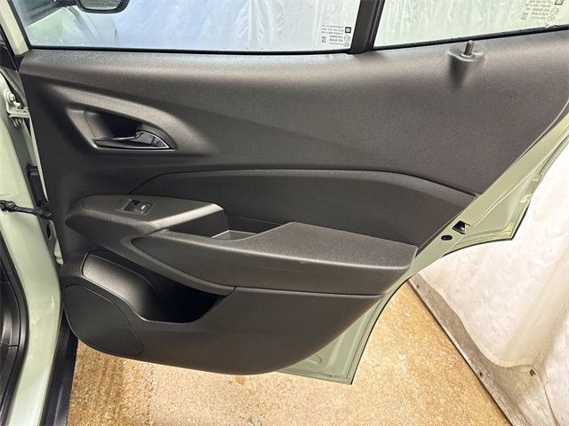 Certified 2024 Chevrolet Trax RS w/ Driver Confidence Package image 23