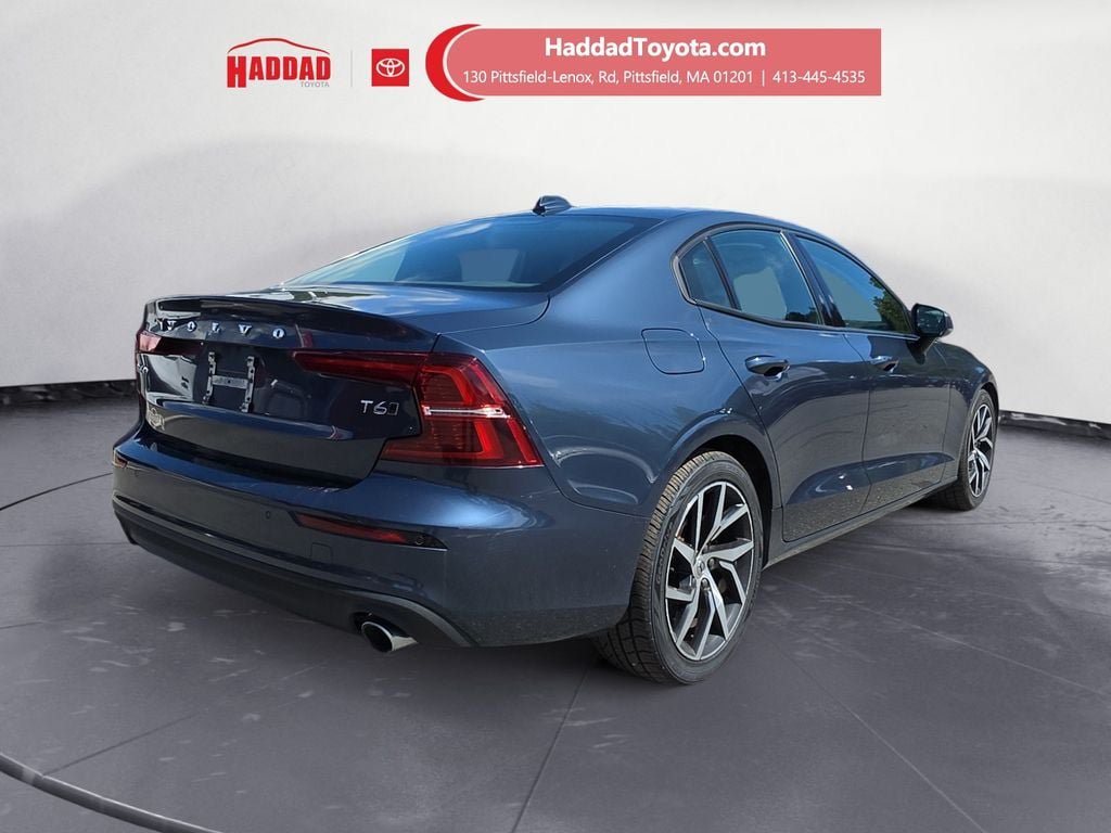 Used 2020 Volvo S60 T6 Momentum AWD/4WD image 6
