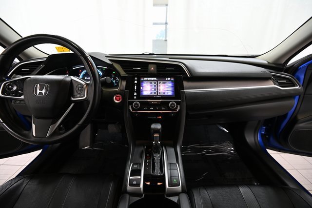 Used 2018 Honda Civic Touring video 2