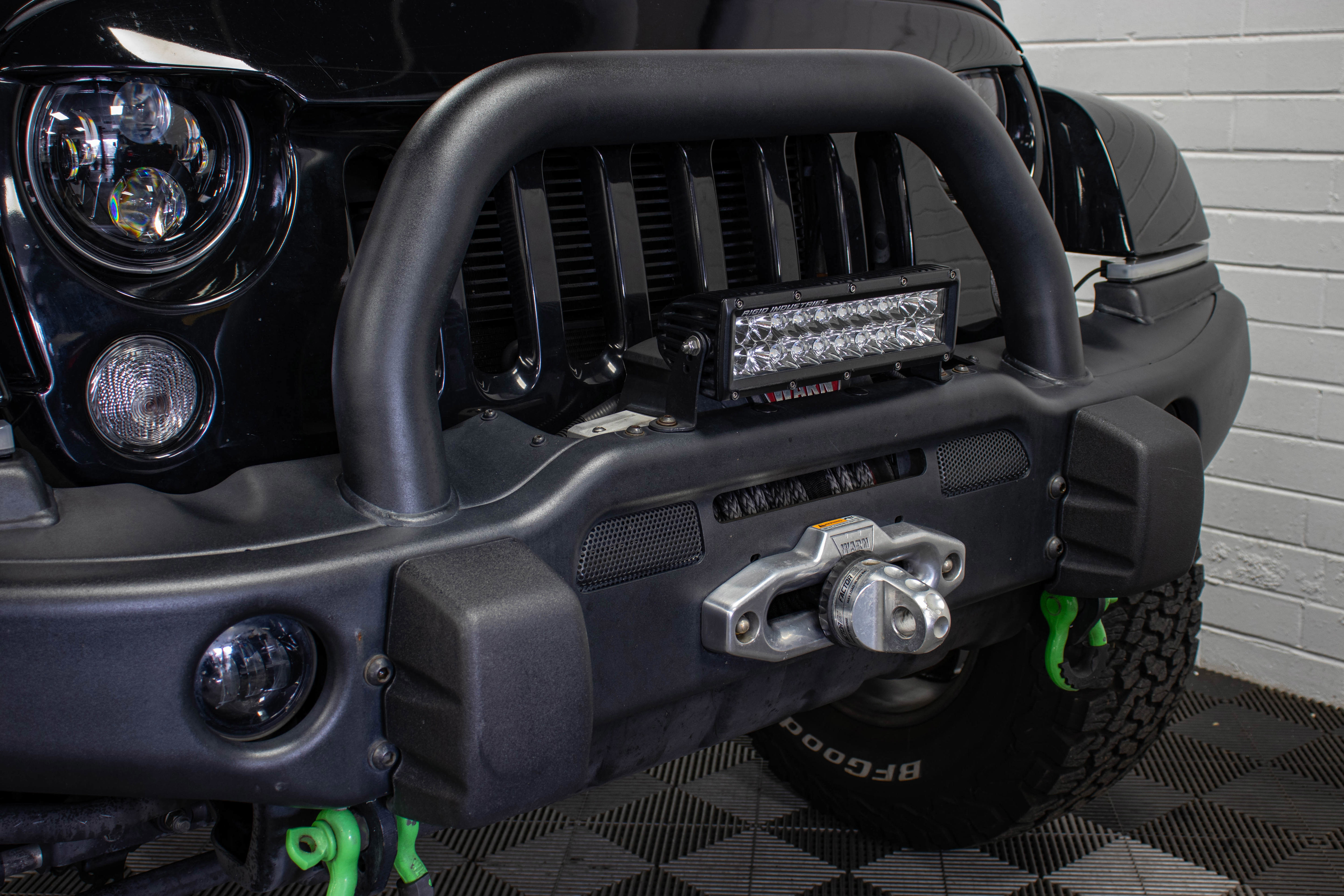 Used 2012 Jeep Wrangler Unlimited Rubicon image 12