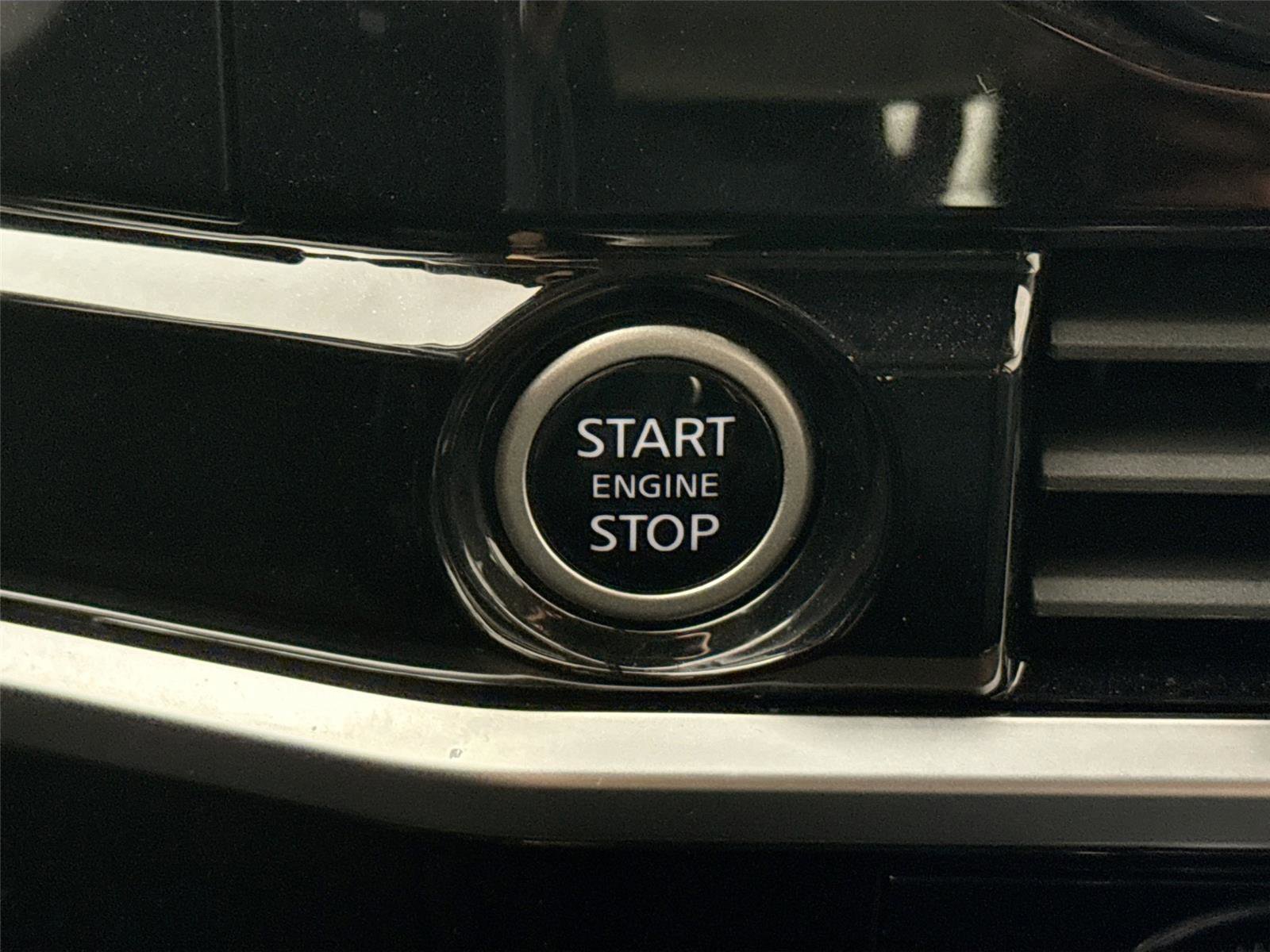 Used 2024 Nissan Pathfinder SL image 20