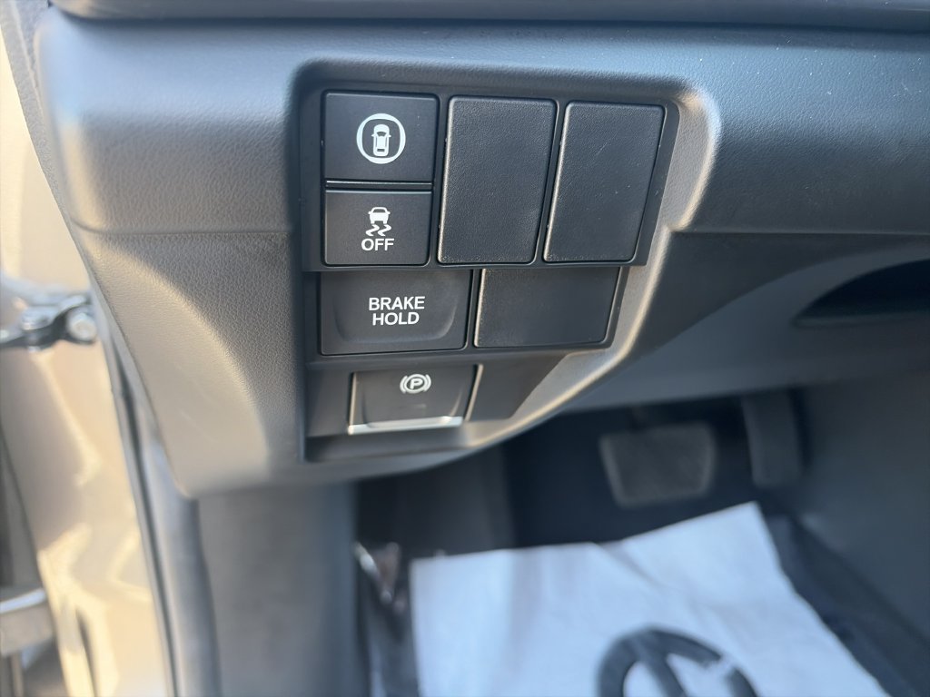 Used 2025 Acura RDX SH-AWD image 18