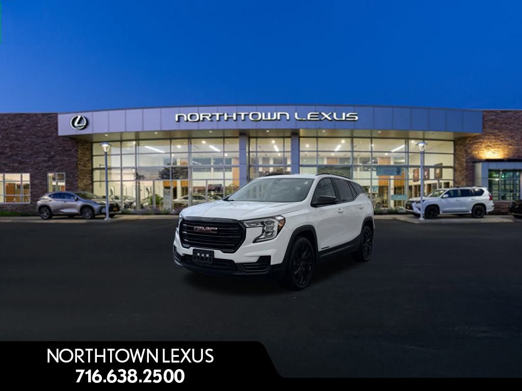 Used 2023 GMC Terrain SLE w/ Driver Convenience Package image 1