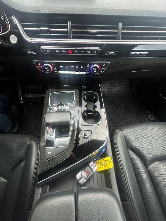 Used 2019 Audi Q7 3.0T Prestige w/ Prestige Package image 29
