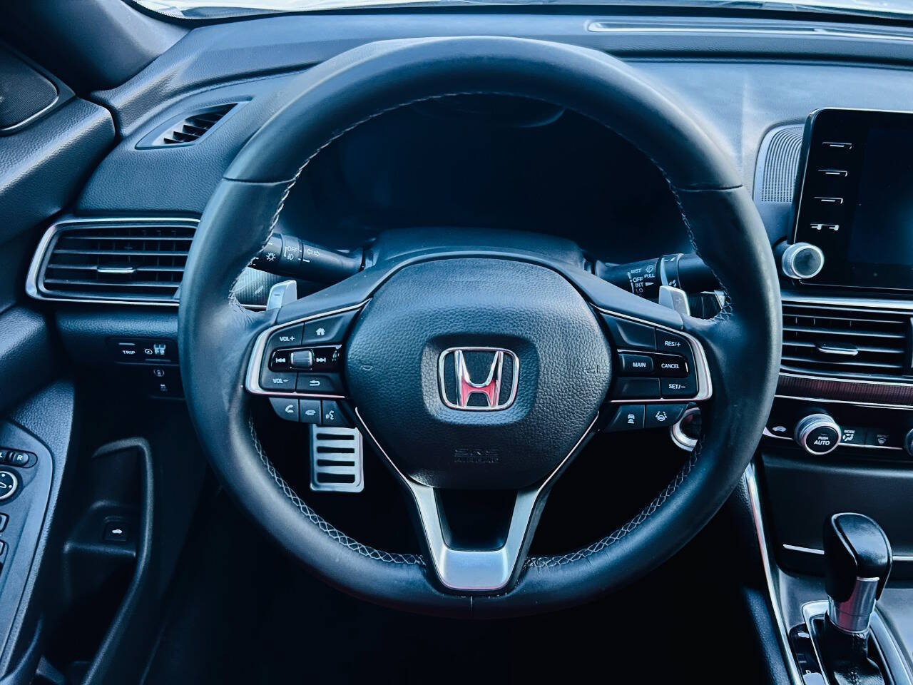 Used 2018 Honda Accord Sport image 20