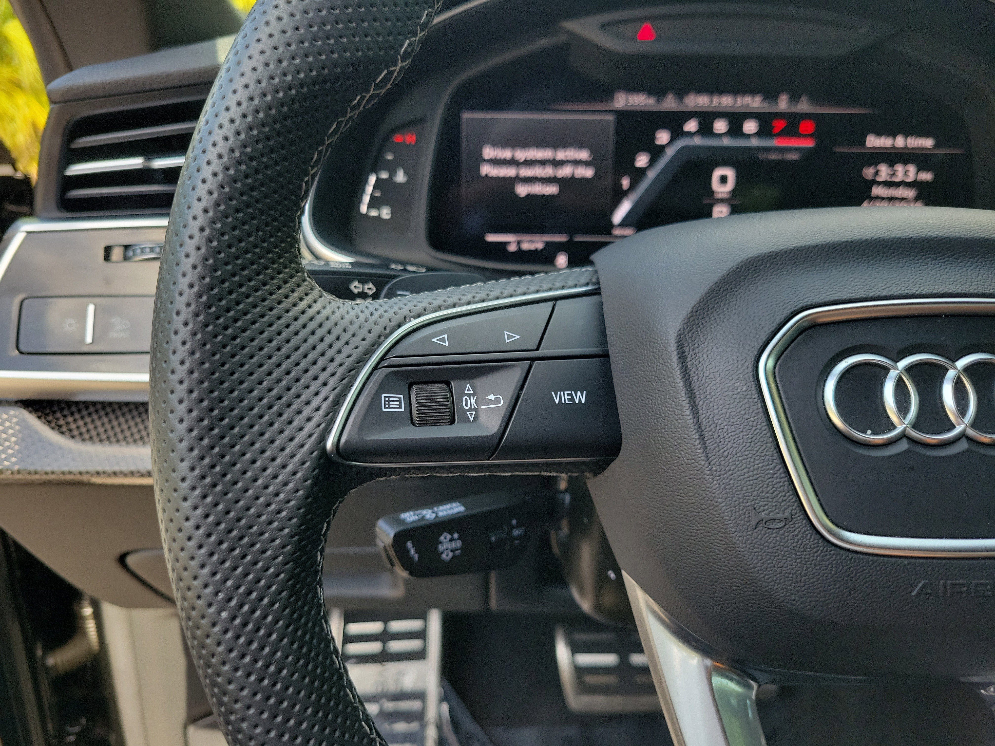 Used 2023 Audi SQ8 Prestige w/ Prestige Package image 31