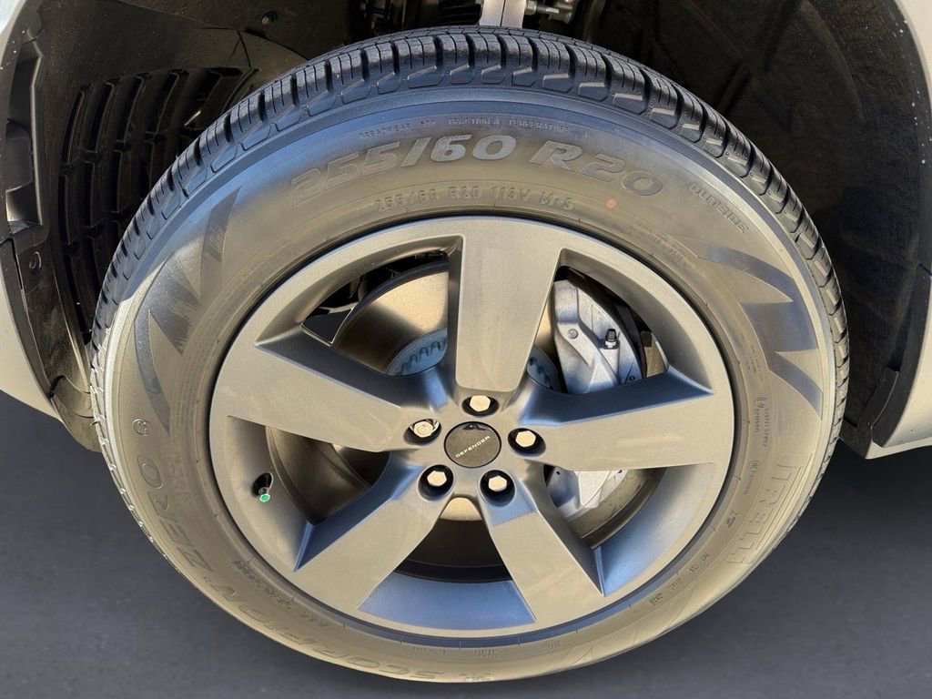 New 2026 Land Rover Defender 110 S image 8